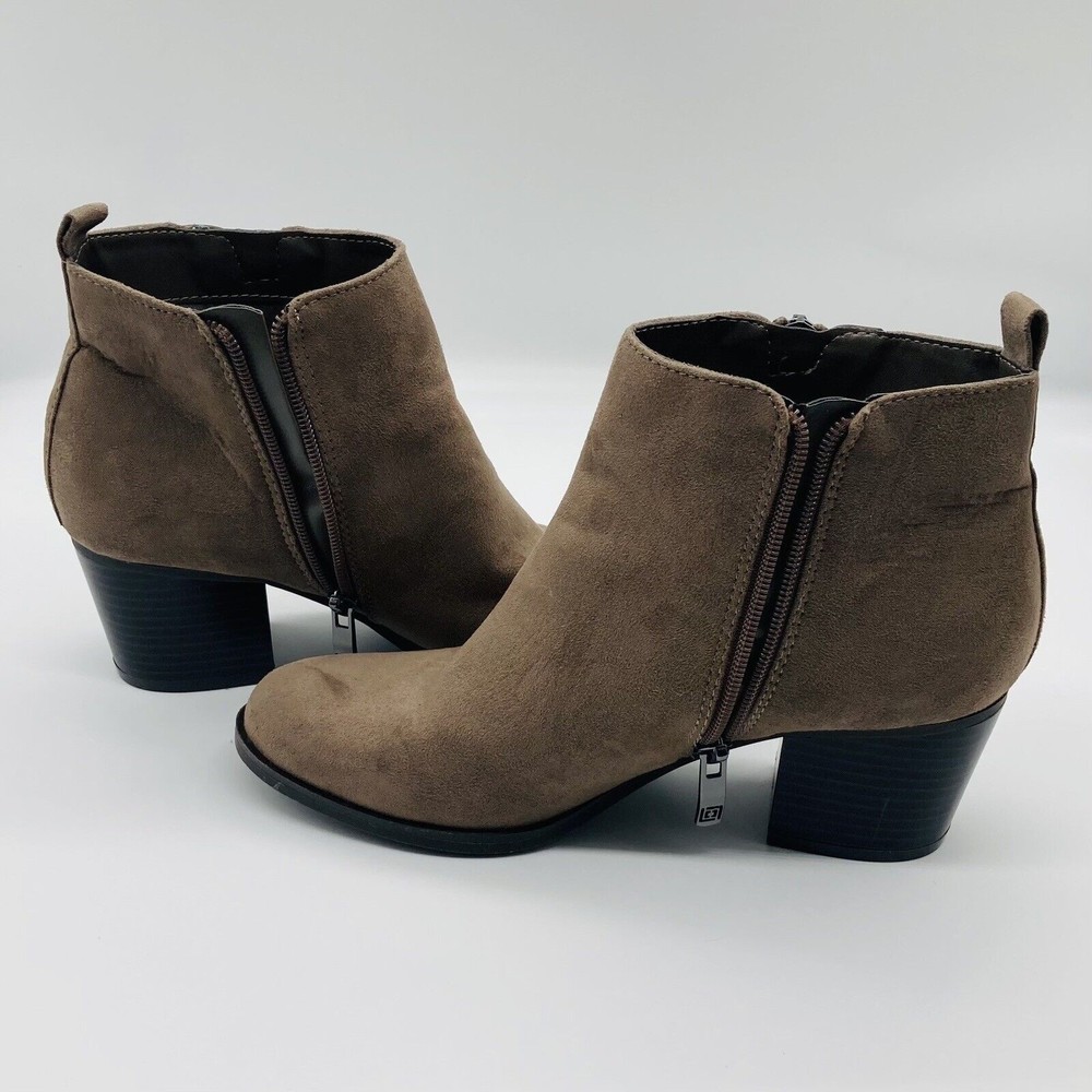 Liz Claiborne Refined Comfort Sz 7M Suede Ankle Boots Zip Closure Block Heel Tan - Picture 8 of 12